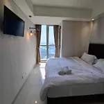 One Bedroom Gold Coast Pik